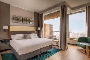 Postel nebo postele na pokoji v ubytování Sopot Marriott Resort & Spa