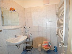 Koupelna v ubytování Villa Rosa 5 Comfortable holiday residence + 17 fotografií