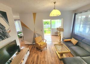 A seating area at Apartment Lucija