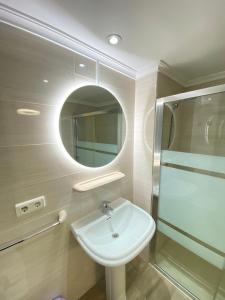 Koupelna v ubytování Apartamentos Carmela