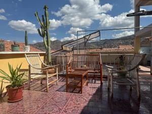 Балкон или терраса в HOSTAL HUAYNA HOUSE GO