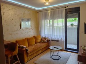 Posezení v ubytování Apartman "MiLa" - Titova vila Zlatibor