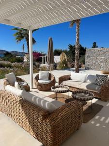 Imagen de la galería de Moderne Villa mit Pool und Meerblick, en Pounda