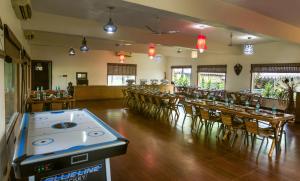 Restavracija oz. druge možnosti za prehrano v nastanitvi Tashree Kabeela Riverside Resort