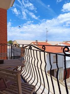 A balcony or terrace at A la Vera de Alarcón