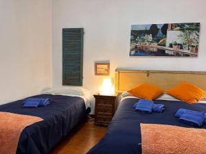 Łóżko lub łóżka w pokoju w obiekcie Casa Rural Navalonguilla con piscina