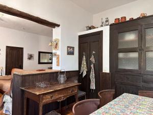 Zdjęcie z galerii obiektu Casa Rural Navalonguilla con piscina w mieście Santa Olalla del Cala