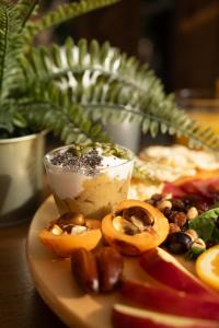 Đồ ăn tại/gần căn hộ