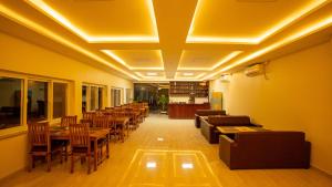 Posezení v ubytování Royal Kushma Resort