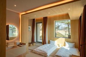 Postel nebo postele na pokoji v ubytování PBr7 Hotel Unusual Stay + 37 fotografií
