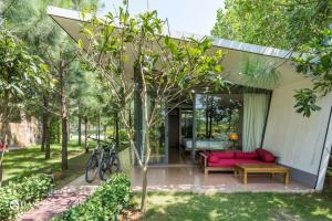 Zahrada ubytování Dai Lai Resort- Forest Villa