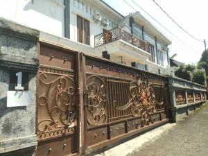 Το κτήριο όπου στεγάζεται  το ξενοδοχείο