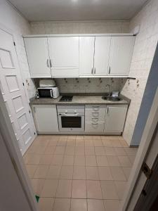 Zdjęcie z galerii obiektu Service Apart Lazaro - Edificio Aguamarina 15 w mieście Calpe