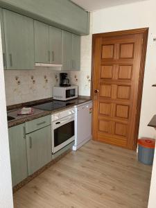 Fotografia z galérie ubytovania Service Apart Lazaro- Apartamentos Aguamarina 14 v destinácii Calpe