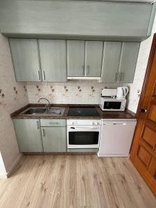 Fotografia z galérie ubytovania Service Apart Lazaro- Apartamentos Aguamarina 14 v destinácii Calpe