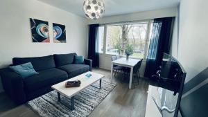 Χώρος καθιστικού στο URBAN RETREAT by SujuKoto - 650m to market square