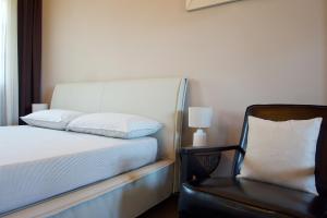 Voodi või voodid majutusasutuse Home21 toas