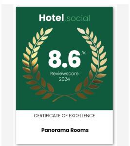 logotipo de corona de laurel para un hotel revitalizar el patrocinio en Panorama Rooms, en Kyllini