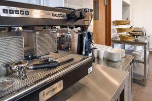 Cucina o angolo cottura di Hotel Nádraží