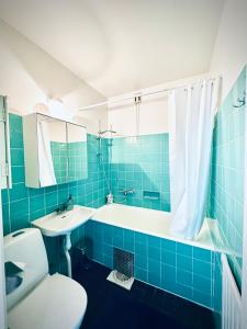 Ванная комната в Centralt Boende i Bollnäs för Affärsresenärer