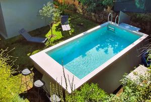 The swimming pool at or close to Faeax Guesthouse
