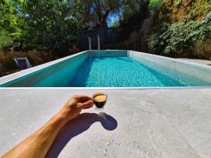 The swimming pool at or close to Faeax Guesthouse