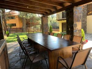 Fotografie z fotogalerie ubytování Cabaña de lujo en Fraccionamiento Residencial v destinaci Mazamitla