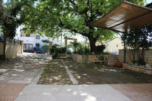 Zahrada ubytování Apartment Maras