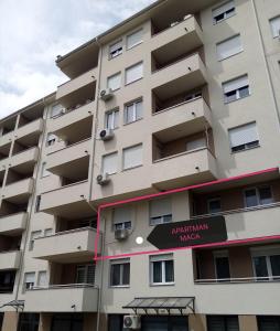Budova, kde se apartmán nachází