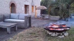 Gril dostupný pro hosty v prázdninového domu