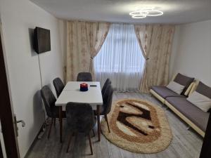 Гостиная зона в Special apartment NADEVA