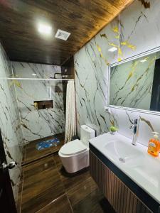 Koupelna v ubytování Jarkeyda House + 22 fotografií