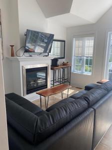 Gallery image of Chalet Saint-Sauveur with heated pool during Summer and Ski in Ski out! in Saint-Sauveur-des-Monts