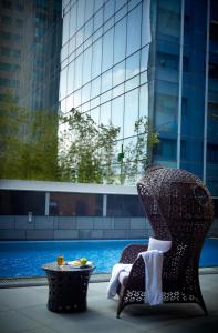 Piscina a Dorsett Kwun Tong, Hong Kong o a prop