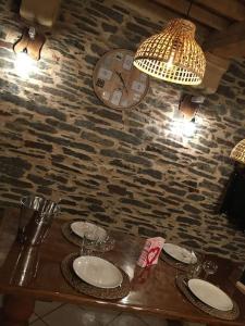 Gallery image of La Pénates, ambiance Cocooning in Bogny Sur Meuse +16 photos