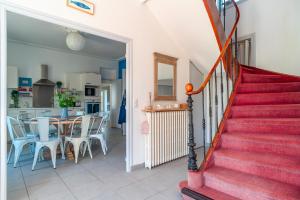 Kuchyňa alebo kuchynka v ubytovaní Les Myosotis - Maison typique pour 12
