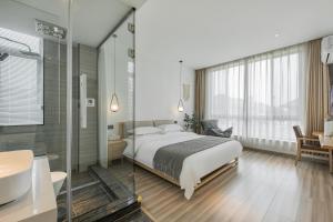 Bagno di 莫干山雅泉山居