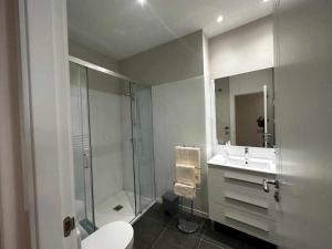Koupelna v ubytování Matis Suite San Torcuato 4