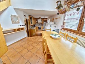 Kuchyň nebo kuchyňský kout v ubytování Chalet Stella by AMA Val di Fassa + 1 fotografie