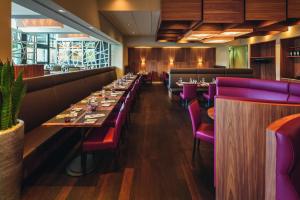 Posezení v ubytování Mövenpick Hotel Zürich-Regensdorf + 37 fotografií