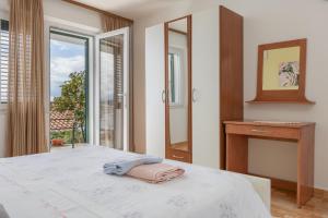 Photo de la galerie de l'établissement Apartman Mara Brela, à Brela 4 autres photos