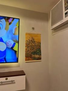 TV a/nebo společenská místnost v ubytování Kim's Hanok Korean Suite