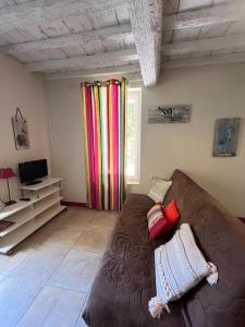 Кровать или кровати в номере "La Pradeto" gite rural Camargue