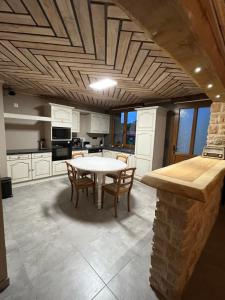 Køkken eller tekøkken på Maison de campagne