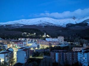 Výhľad na hory alebo výhľad na hory priamo z apartmánu