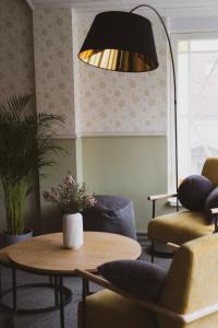 Posezení v ubytování Vanalinna Boutique Hotel