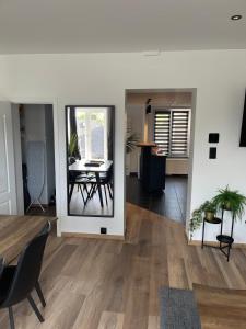 Fotografie z fotogalerie ubytování grand duplex rénové v destinaci Huy