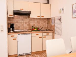 Η κουζίνα ή μικρή κουζίνα στο Apartment Teetied by Interhome