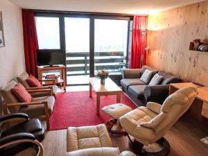 Posezení v ubytování Apartment Apt B 048 by Interhome + 29 fotografií