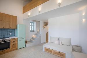 Η κουζίνα ή μικρή κουζίνα στο Nerofaoma House